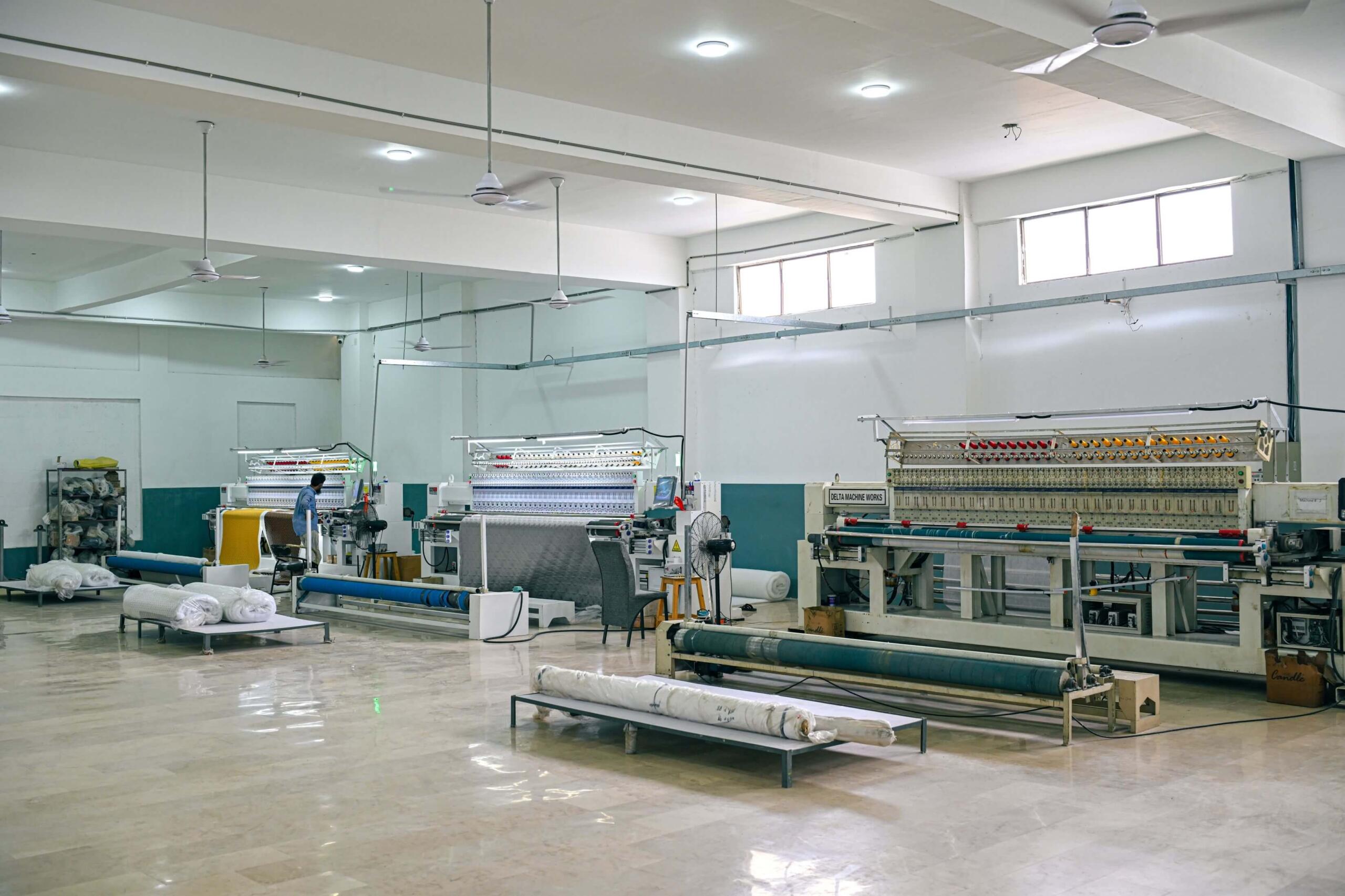 Embroidery Quilting Machine